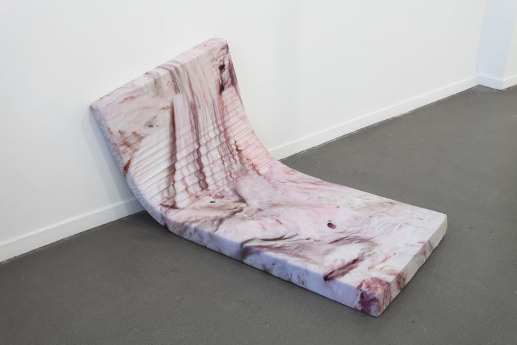 Kunsthaus Hamburg, Rest in the Furrows of My Skin, Åsa Cederqvist, Please and Love (on the floor), 2015